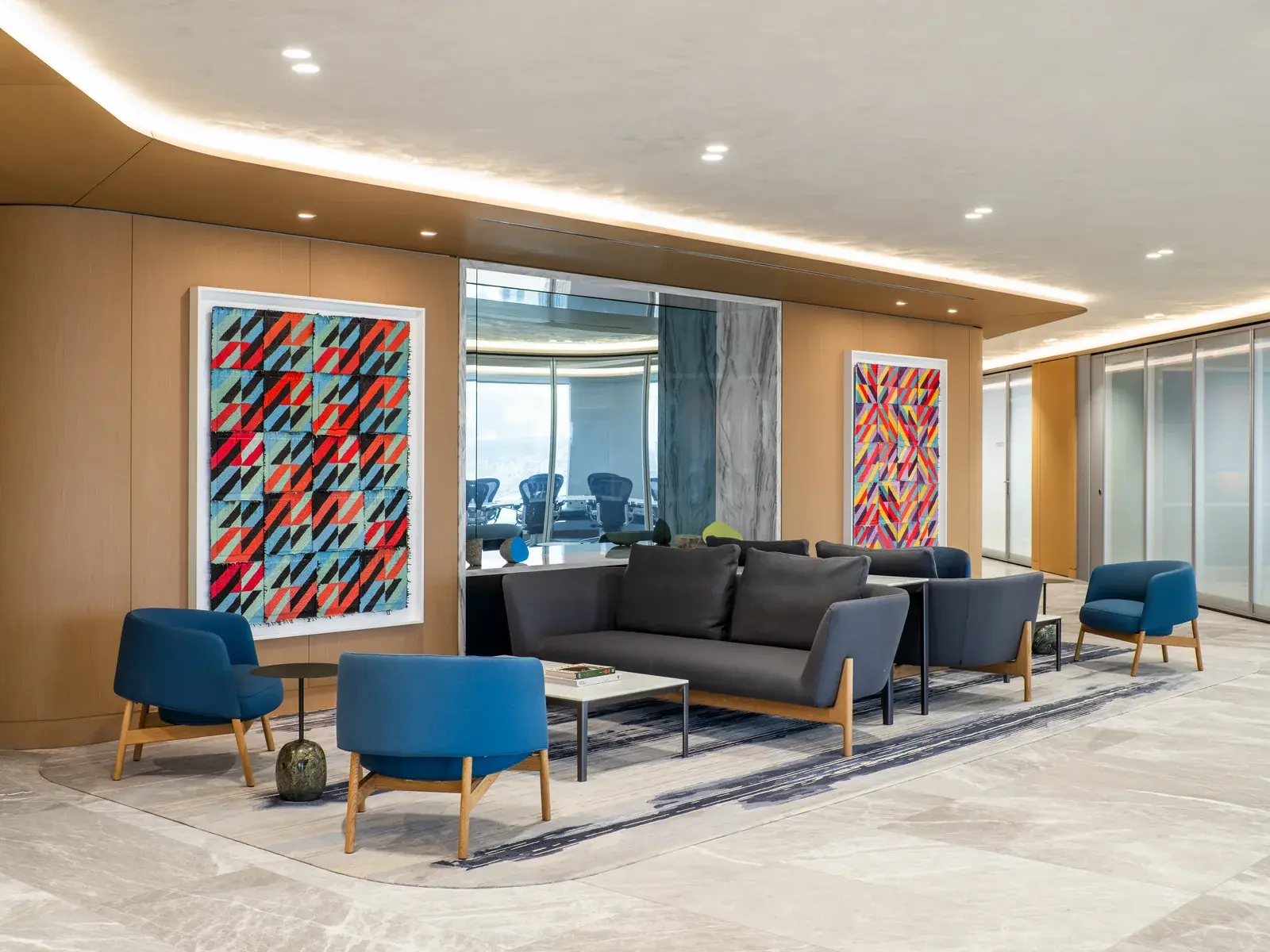 Lounge seating and artwork in the Stikeman Elliott workplace